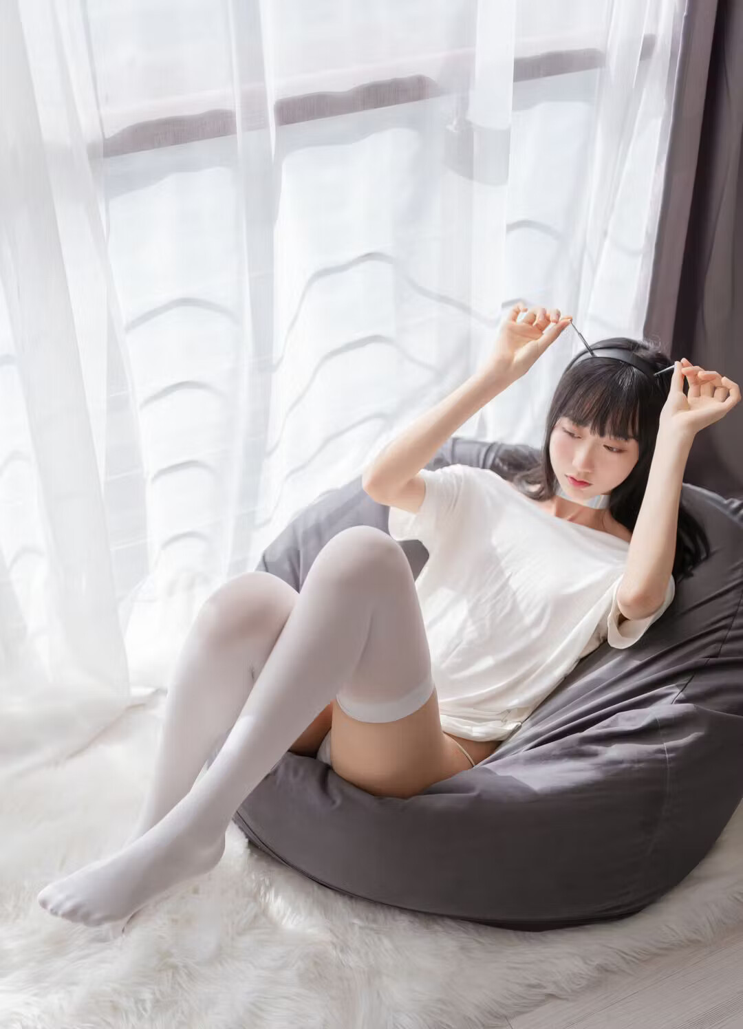 Cosplay极品黑丝大尺度超污白丝美腿美女福利图